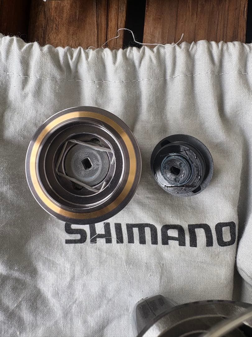 SHIMANO ULTEGRA C2000 スピニングリール