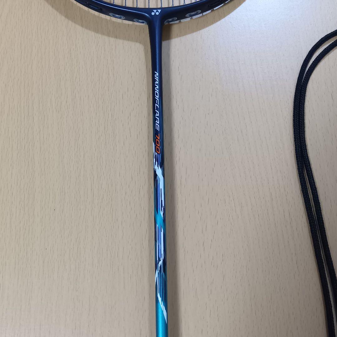 ヨネックス ナノフレア700 YONEX 4UG5 バドミントンラケット 極美品