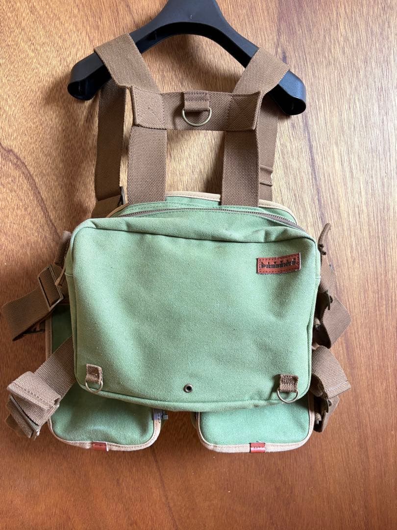 希少☆LITTLE PRESENTS フィッシングベスト ストラップベスト