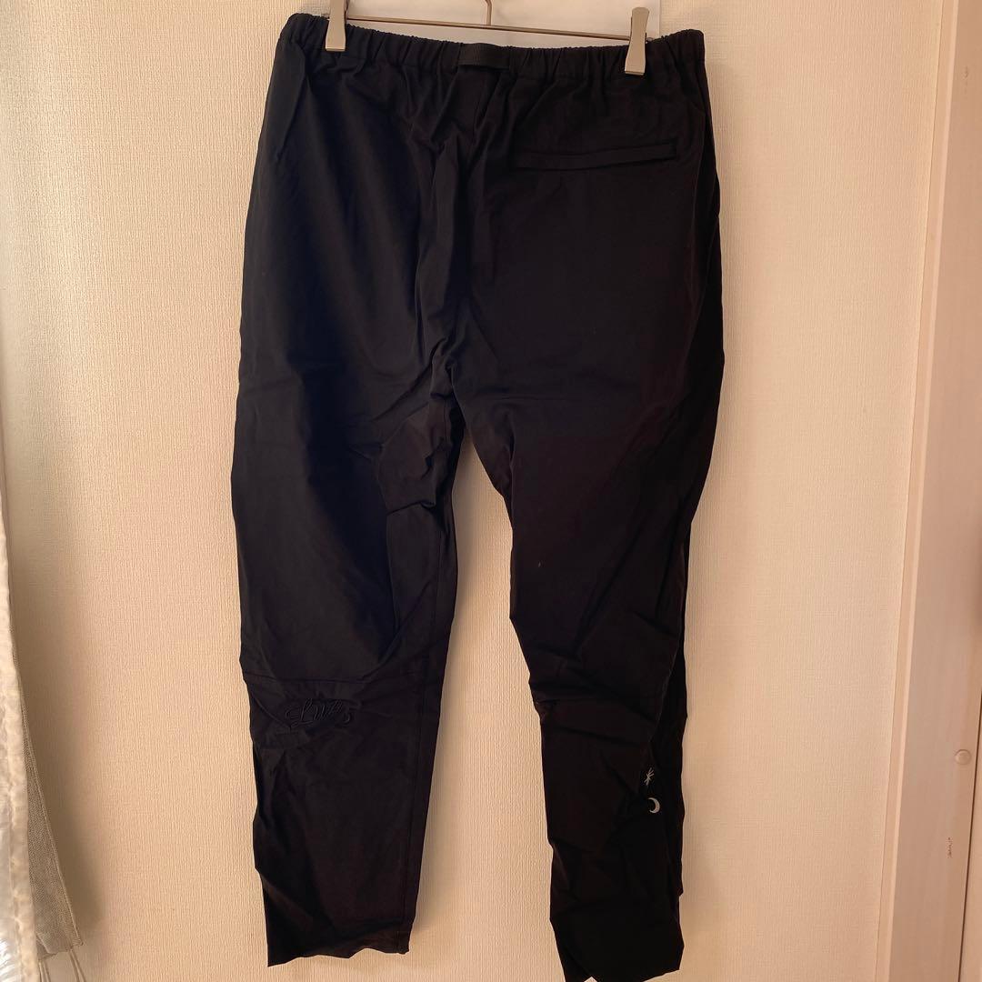 ★人気★ルースイソンブラ　ストレッチナイロンパンツ　黒　L