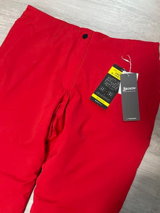 Sサイズ　新品　デサント　スリクソンゴルフ ストレッチ 中綿ダウンパンツ