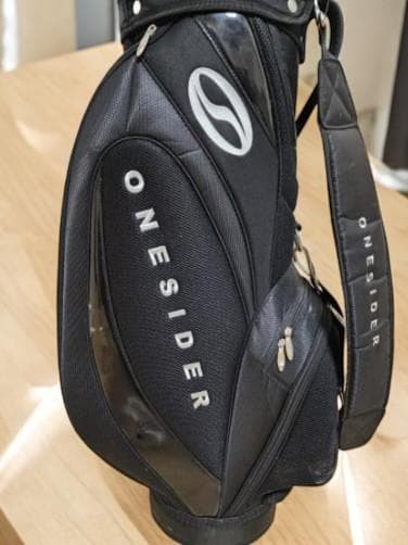 送料無料/美品　ONESIDER ブラック キャディバッグ
