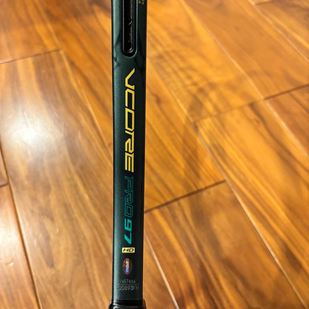 美品　日本未発売モデル　YONEX VCORE 97 PRO HD G2