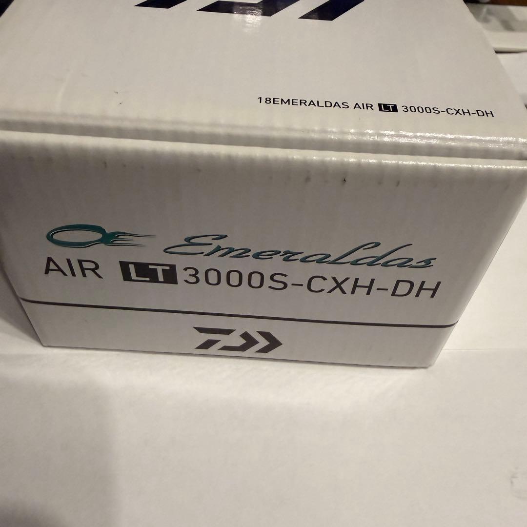 ダイワ 18エメラルダスAIR LT3000S-CXH -DH ダブルハンドル