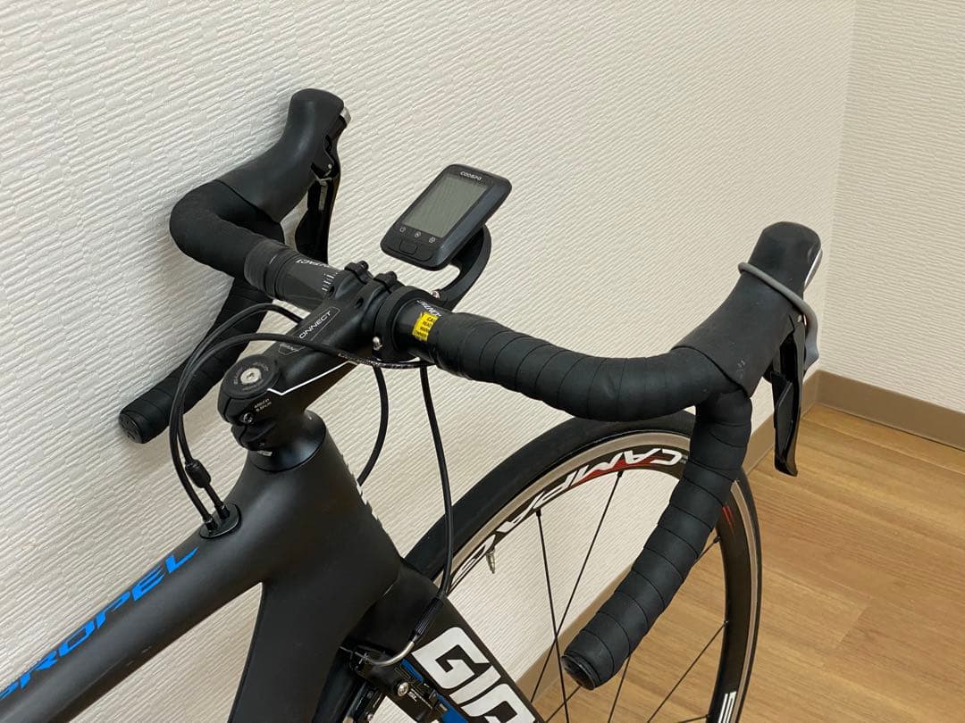 Giant カーボンロードバイク Campagnoloホイール
