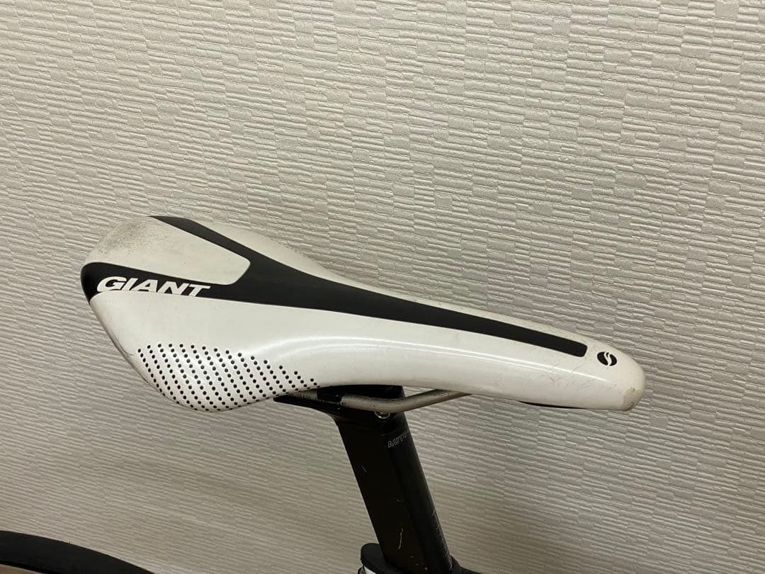 Giant カーボンロードバイク Campagnoloホイール