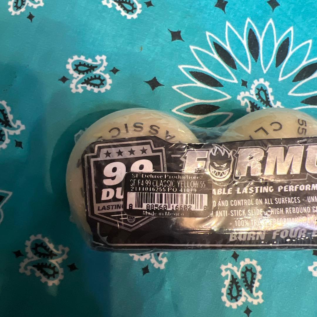 SPITFIRE FORMULA FOUR 99A クラシック55mm