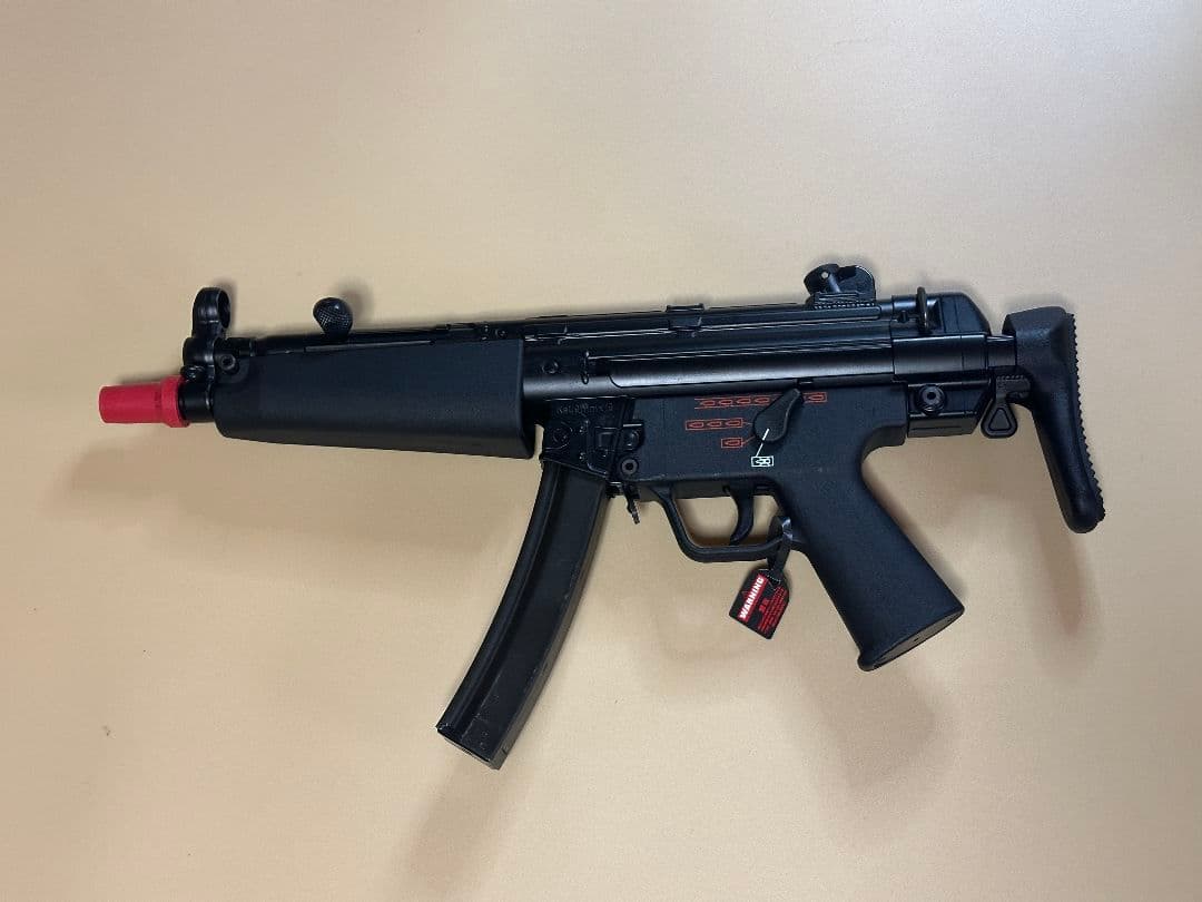 【美品】東京マルイ 次世代電動ガン MP5 A5 バッテリー付き