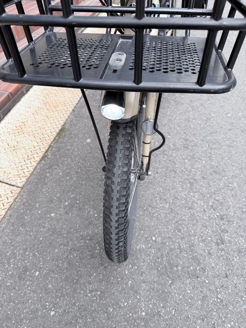 子供乗せ　ヤマハ　電動アシスト自転車 チャイルドシート付き ベージュ