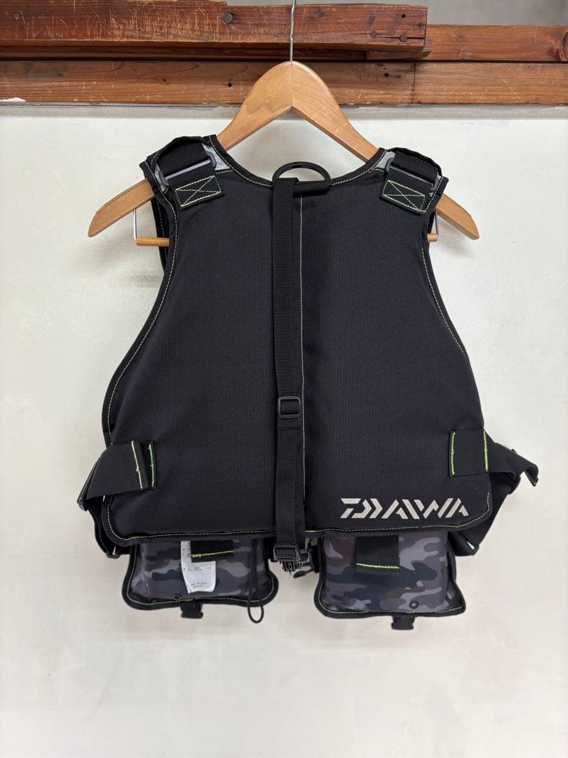 Daiwa DF-6406 フィッシングライフジャケット<No.2221>