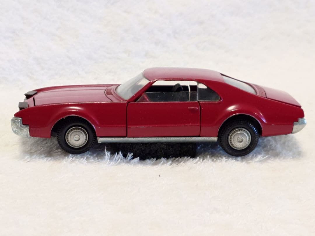 ミニカー TEKNO 933 TORONADO OLDSMOBILE