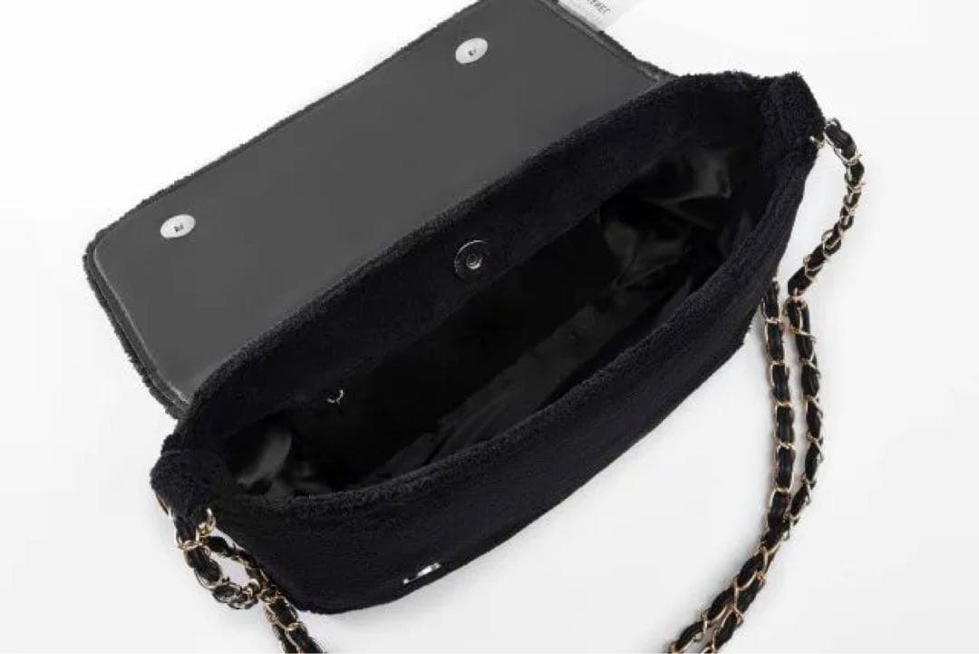 CHANEL シャネル ミニバッグ ポーチ ブラック×ホワイトロゴ チ