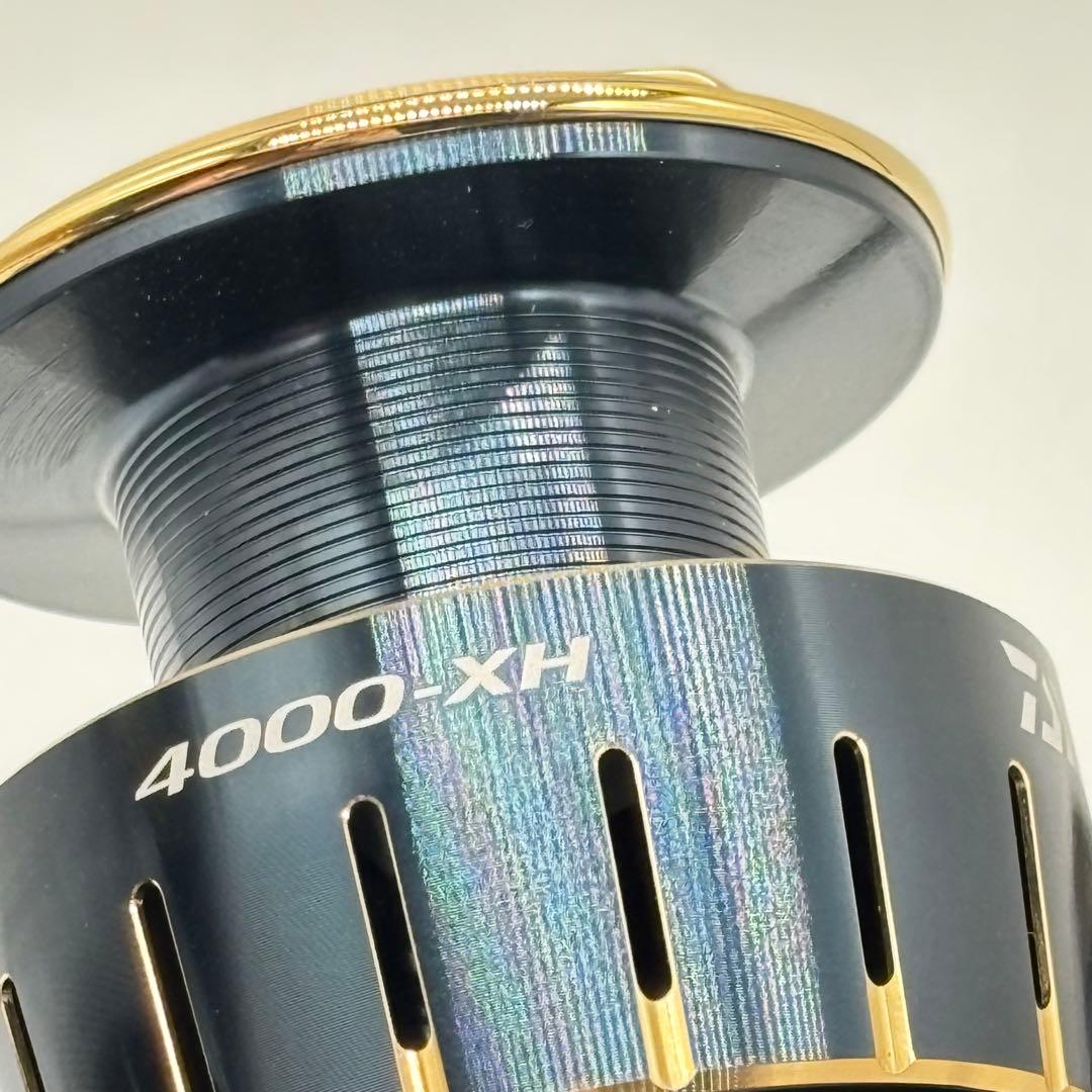 【未使用】DAIWA 23 SALTIGA 4000-XH 23ソルティガ