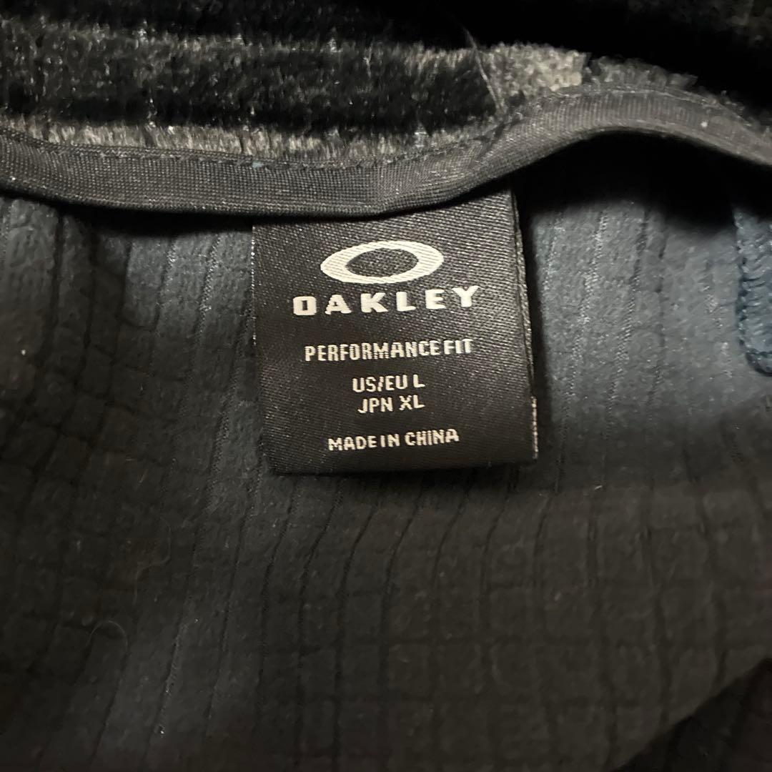 「値下げ」OAKLEY フルジップフード付きジャケットとパンツセット　オークリー