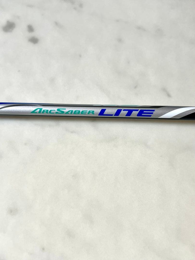 YONEX ArcSaber LITE バドミントンラケット