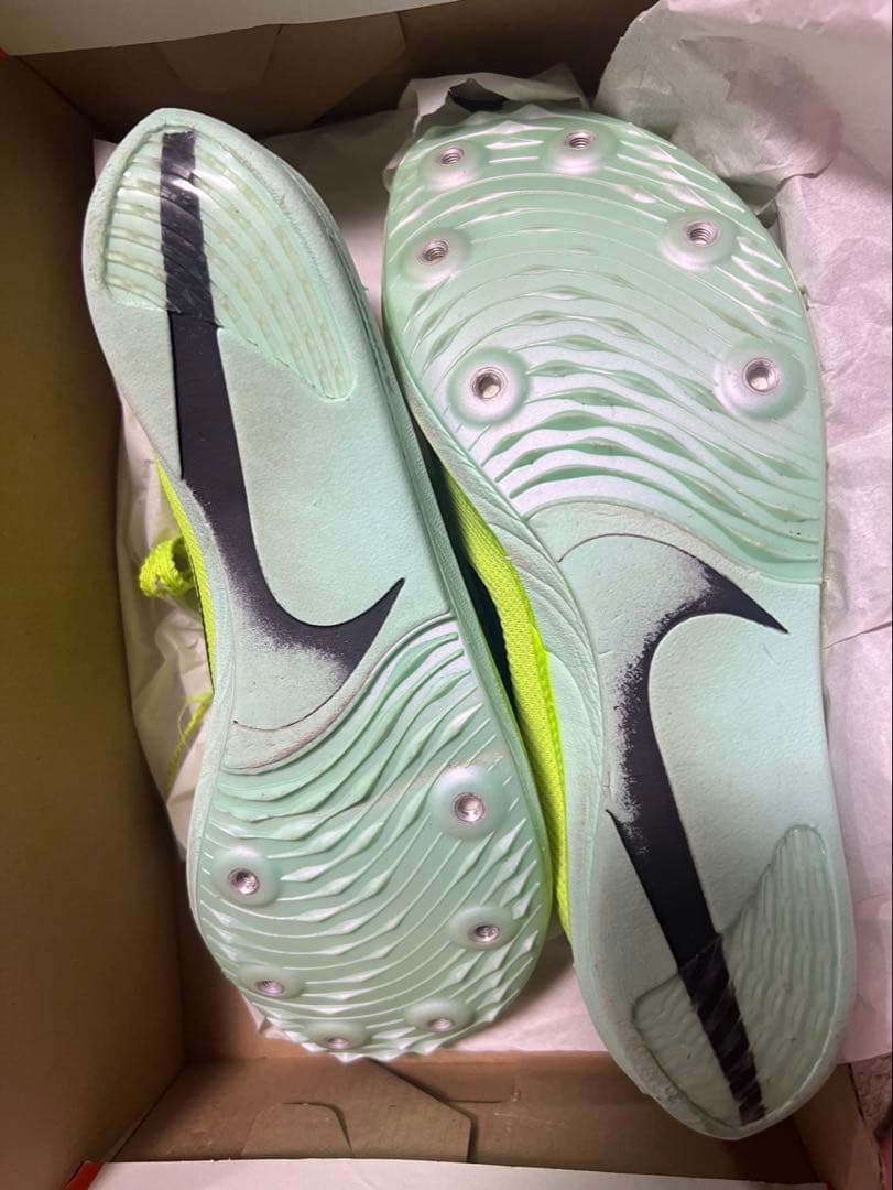 J　Nike 陸上競技用スパイクシューズ 蛍光イエロー