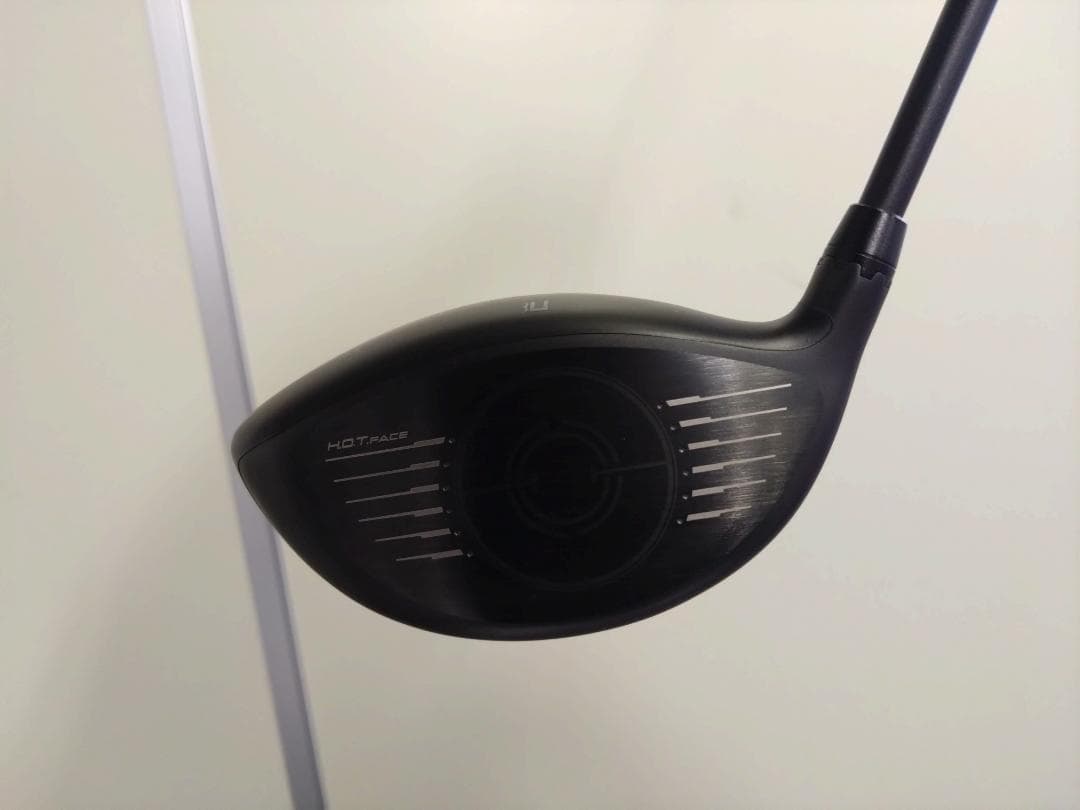 コブラダークスピード LS ドライバー 10.5°