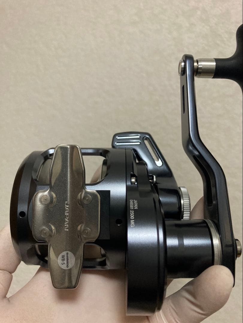 シマノ　24オシアジガーLD 2500MG おまけ付きPE4号500m