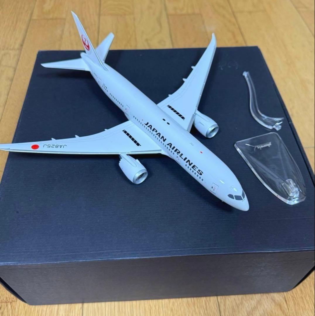 JAL B787-8型機　飛行機