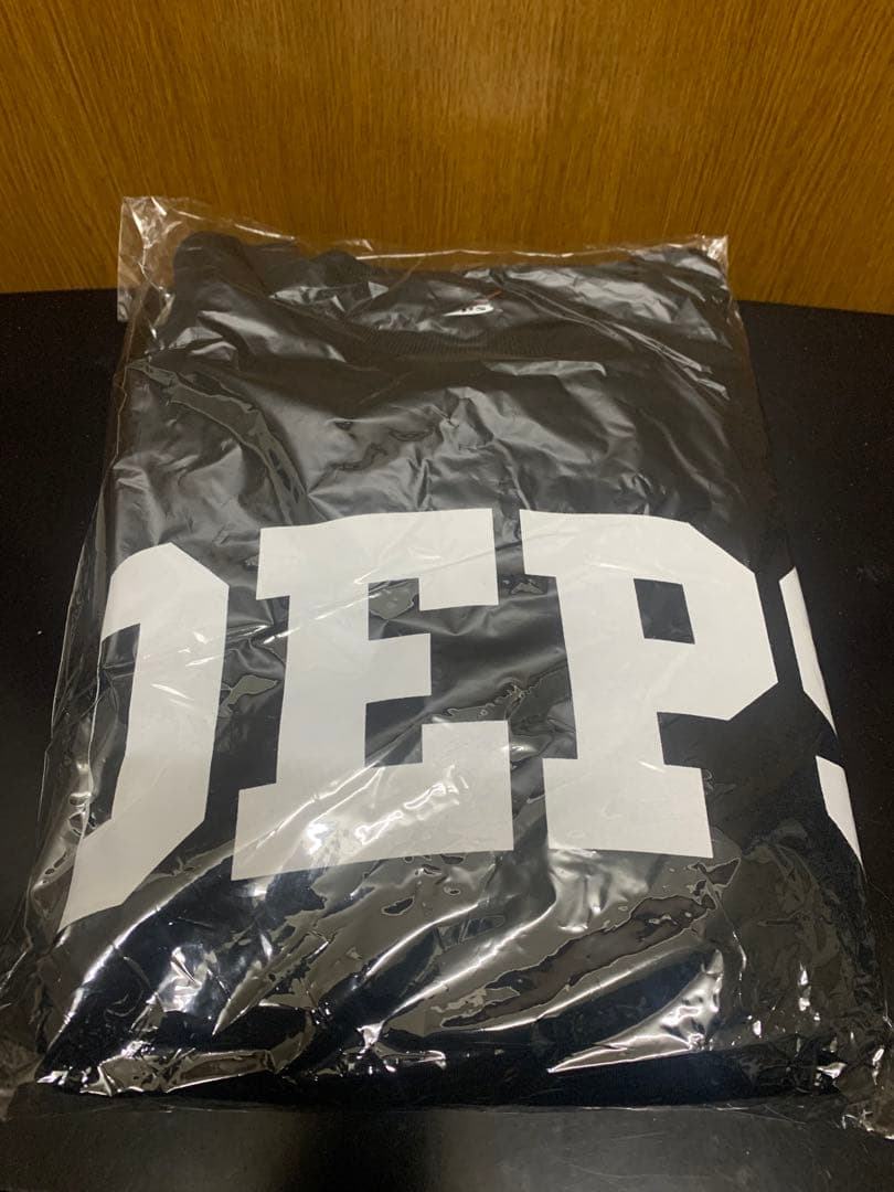 ウェア deps ARCH LOGO BIG SWEAT SHIRT
