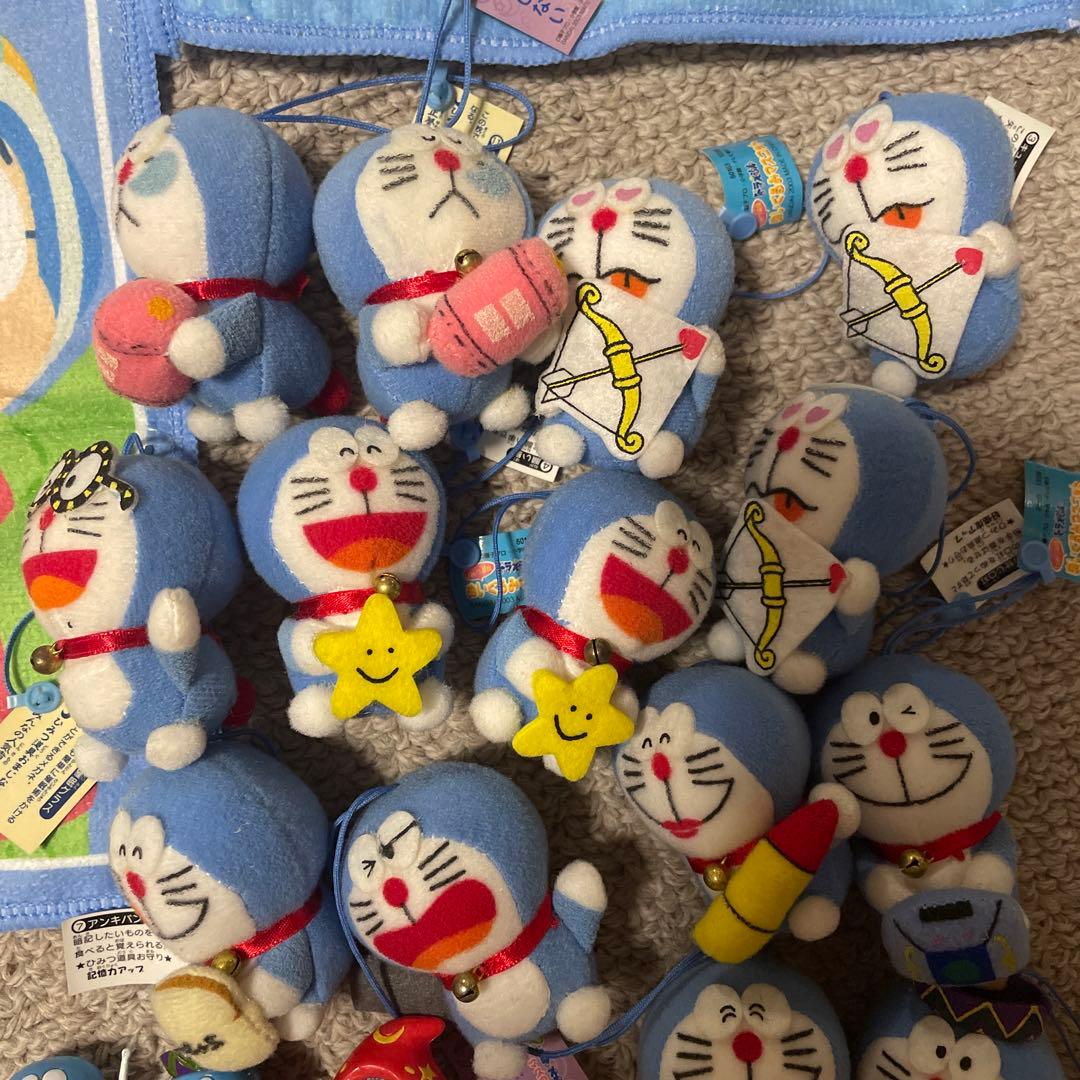 ドラえもん　ハンカチ　マスコット　ストラップ　フィギュア　まとめ売り