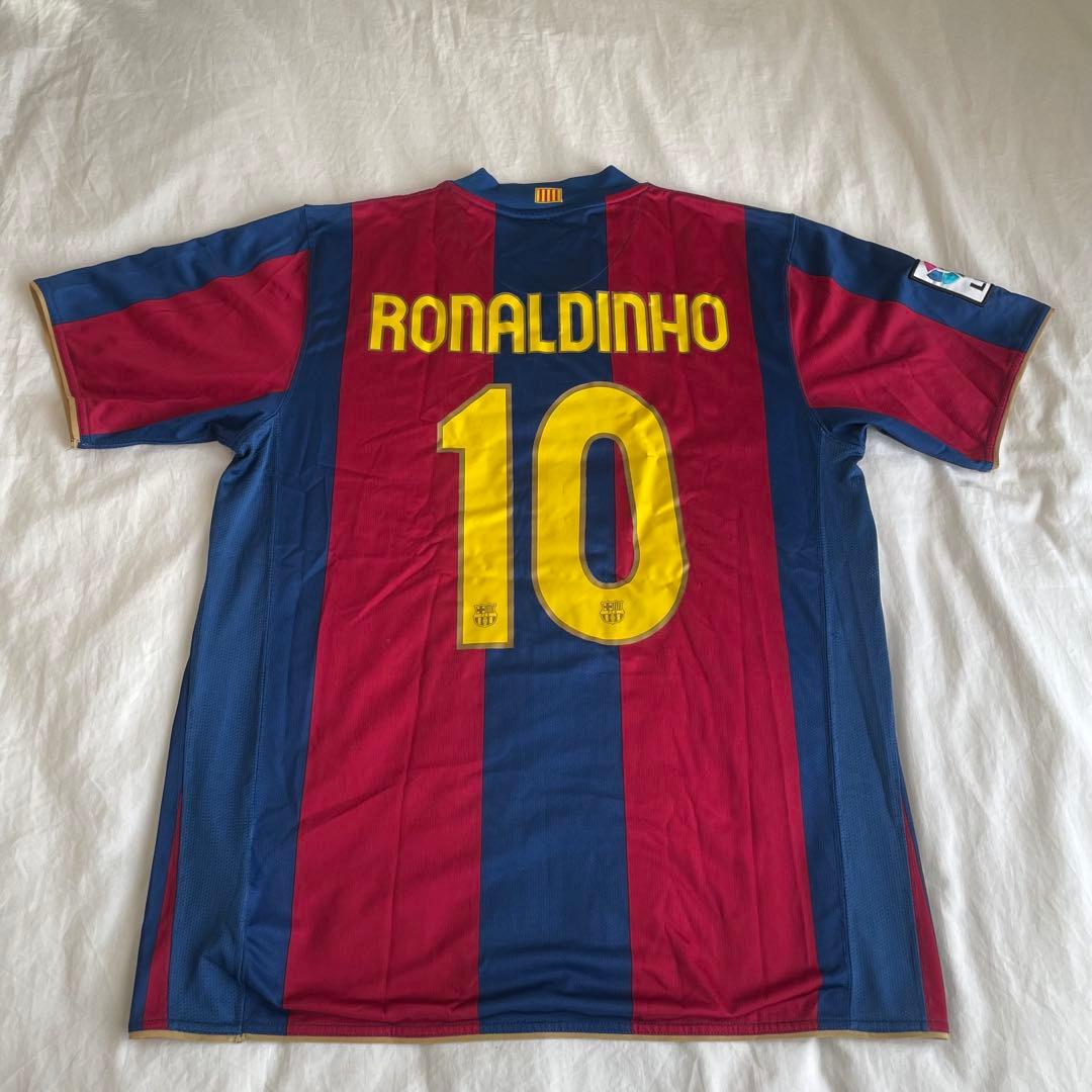 【未使用品】FCバルセロナ RONALDINHO 10番 シャツ