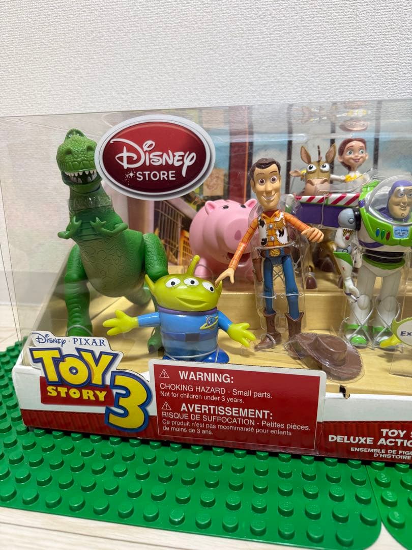 ディズニーストア限定 トイストーリー デラックスアクションフィギュア