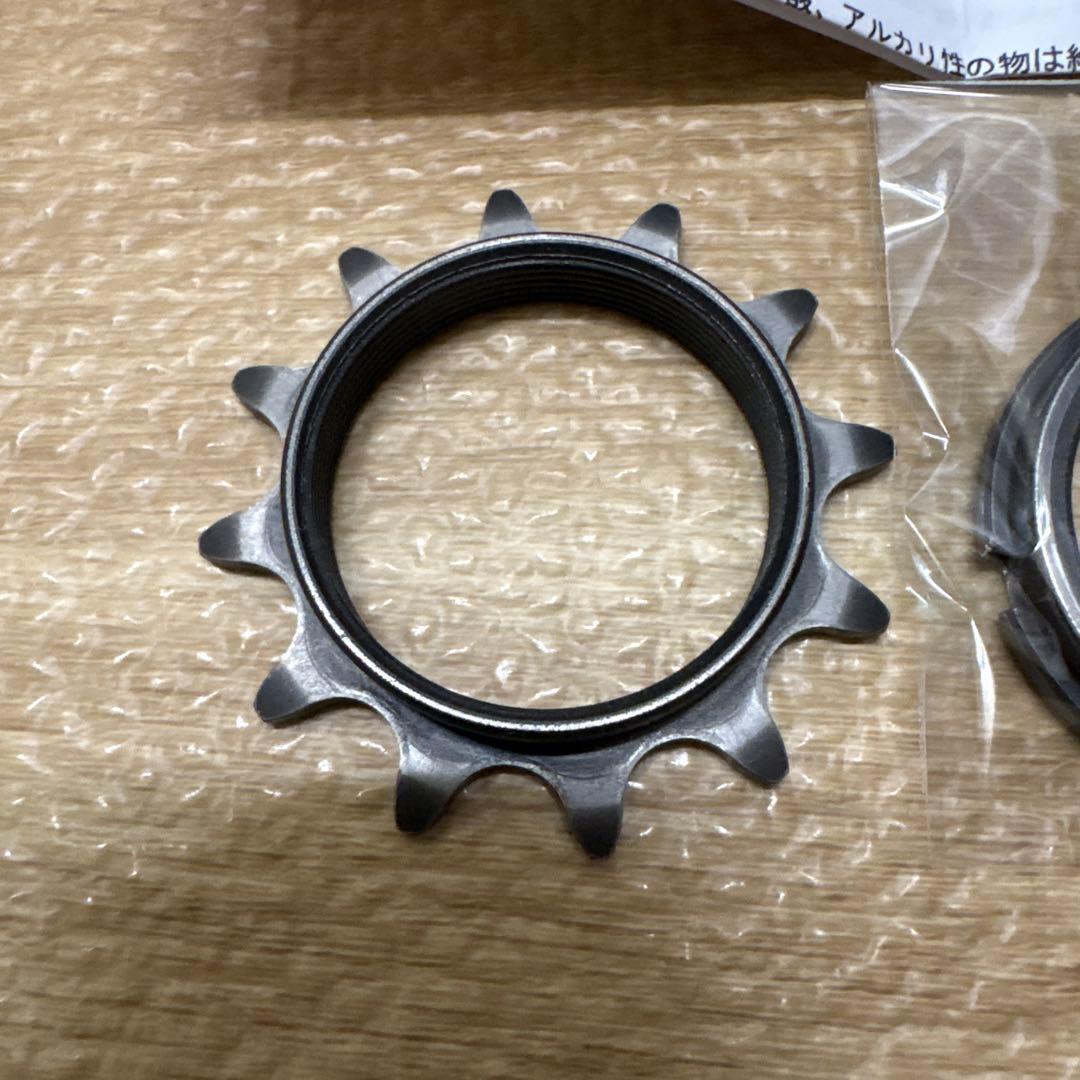 NJS スギノ　ギガス 小ギヤ　12T ロックリングセット　競輪　箱付き