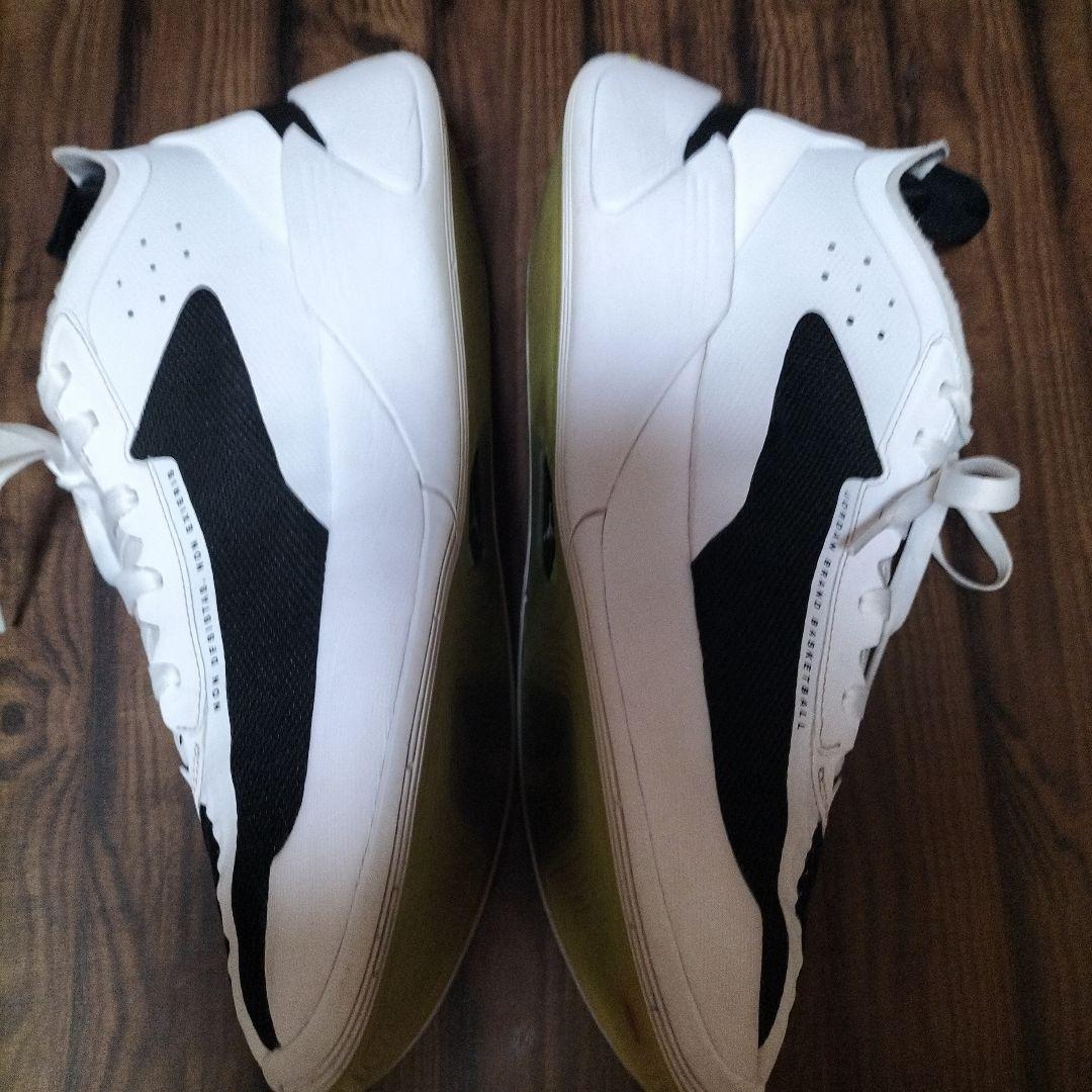 JORDAN LUKA1 PF 白黒 27.5cm