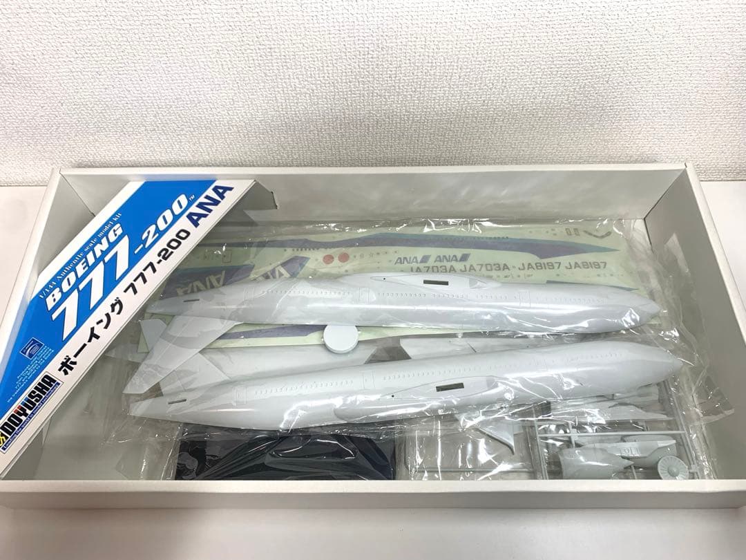 新品未組立　童友社　ANA ボーイング777-200 1/144スケール　プラモ