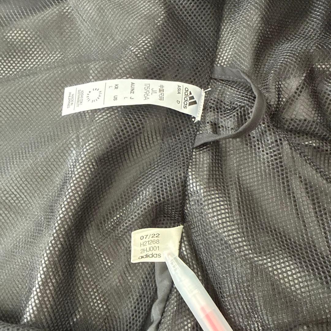adidas ブラック ウィンドブレーカー