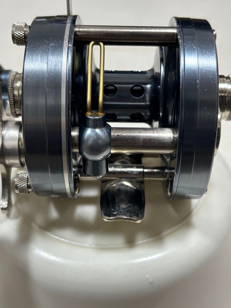 五十鈴工業　BC600SSS