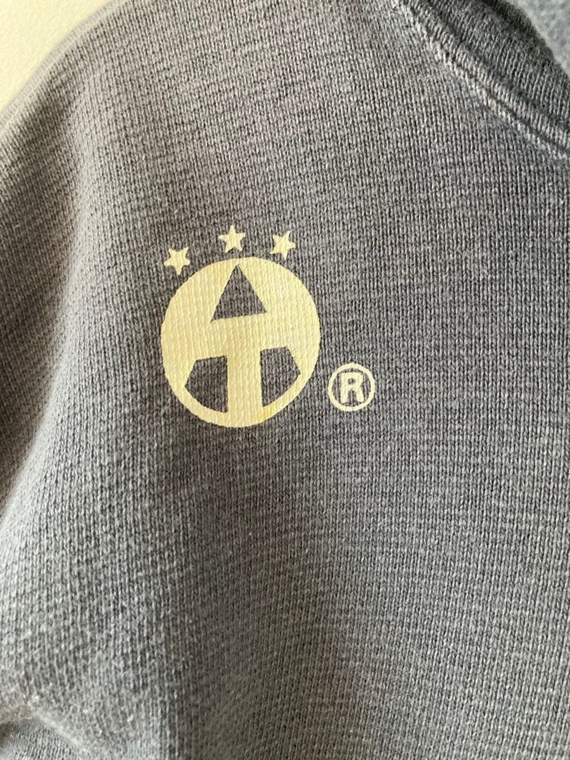 ATHLETA ネイビーパーカー