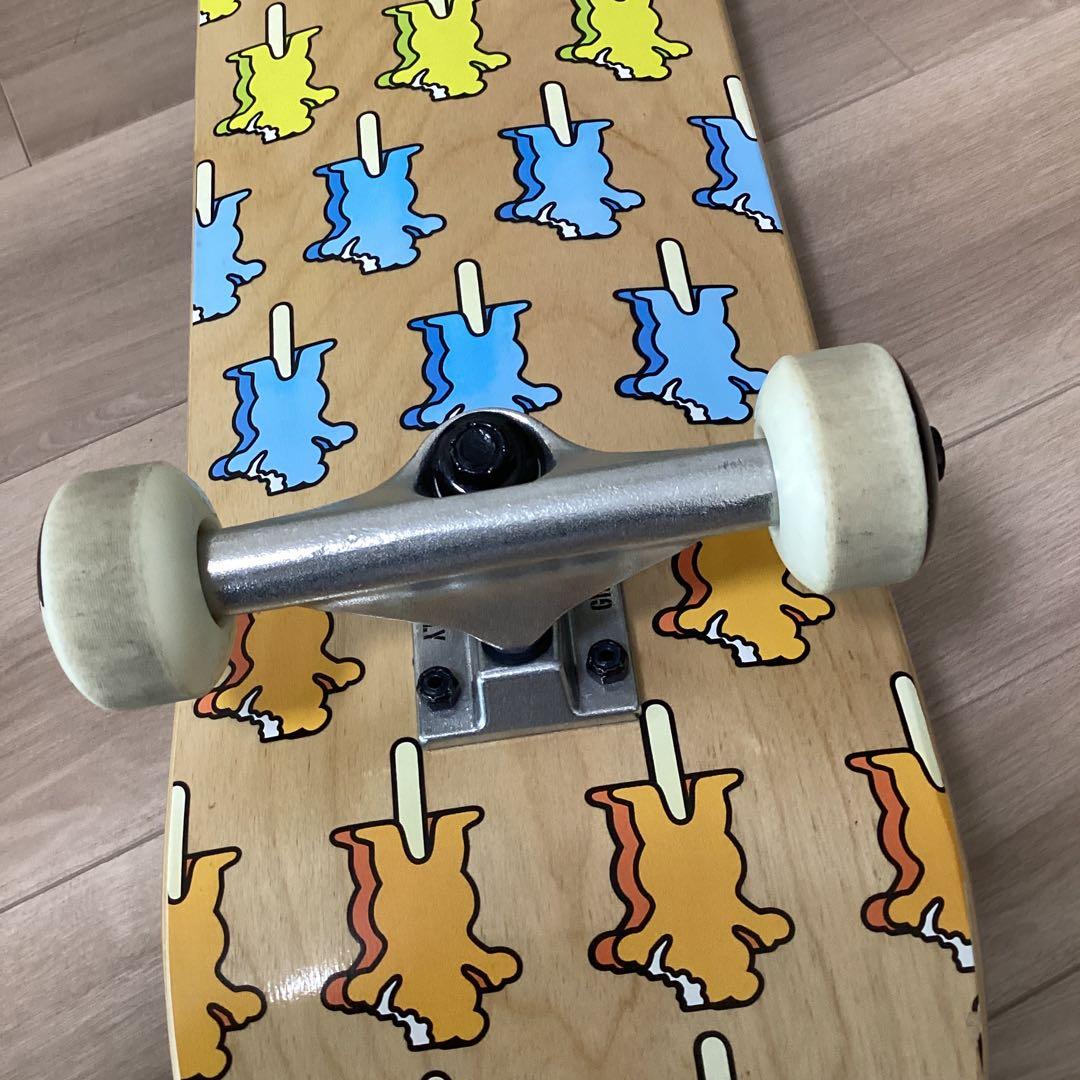 キッズ GRIZZRYのスケートボードとボードバッグセット