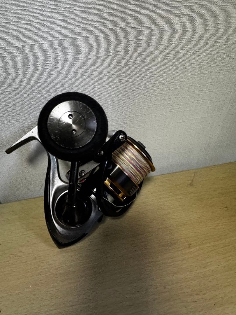 VADEL 4000H スピニングリール