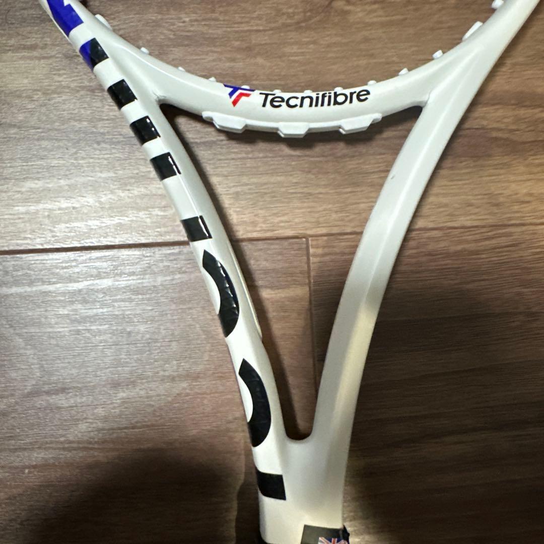 2本セット　tecnifibre T-FIGHT isoflex 300