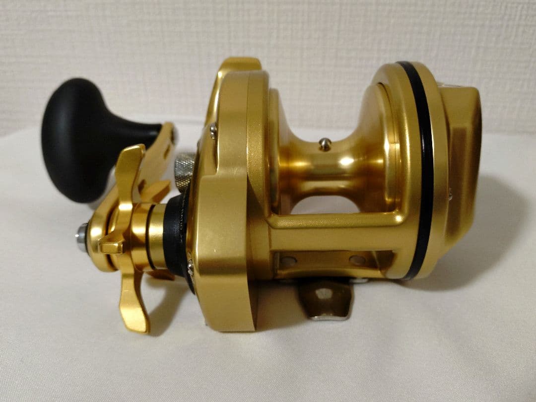 海魂 リール 2000T SHIMANO シマノ 石鯛 鯉 釣り 付属品有り