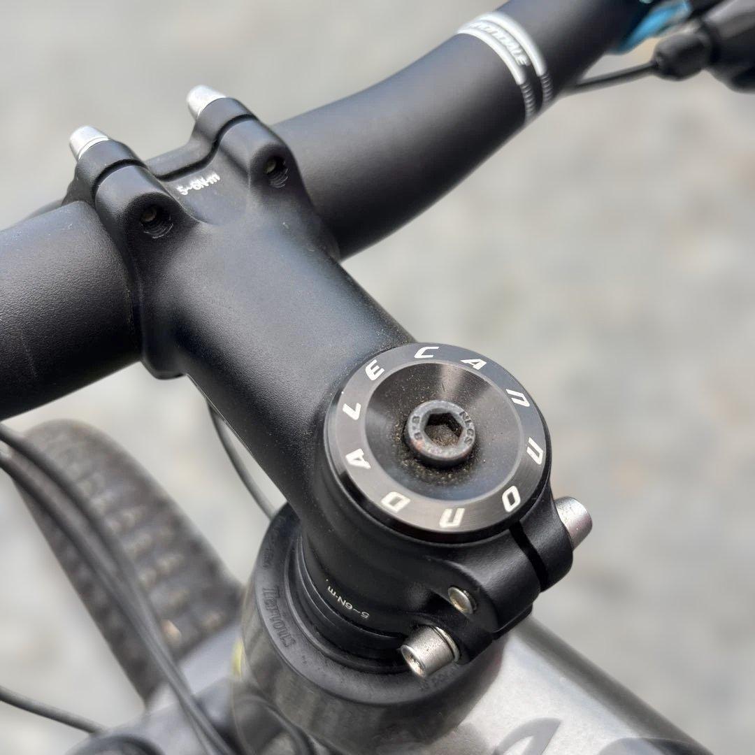 希少キャノンデール　cujo3 ブースト27.5+ Ｌサイズ
