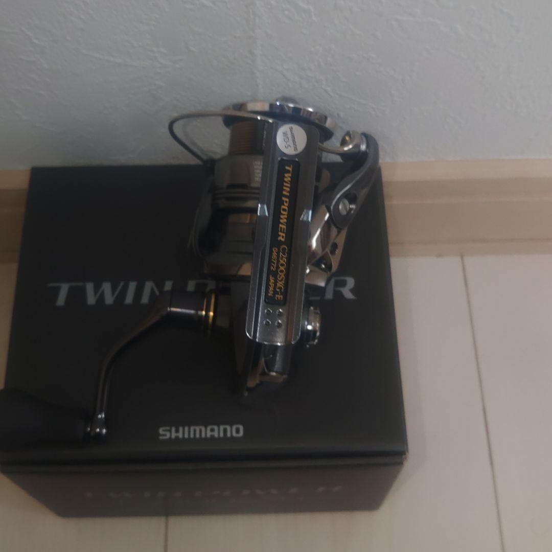 SHIMANO TWIN POWER スピニングリール　24ツインパワー