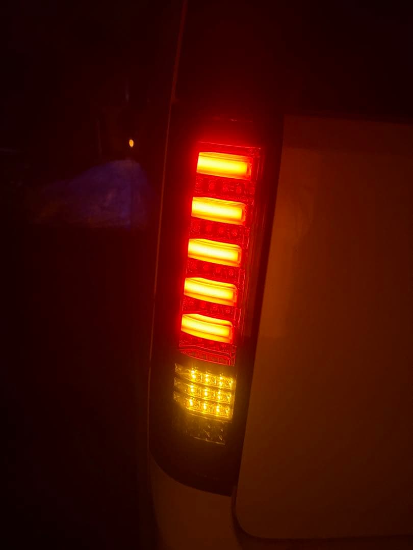 エブリーワゴン　REIZ LED スモークテール