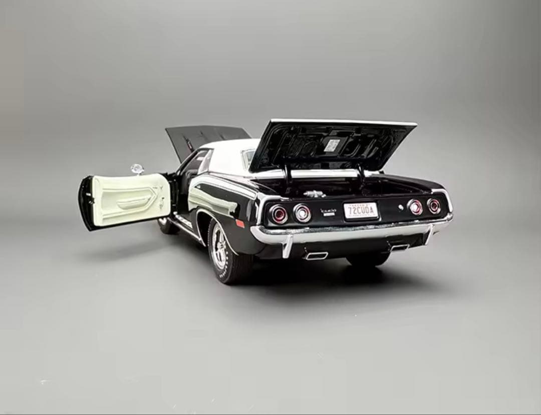 1972 Plymouth Cuda 340 1/18スケールモデル