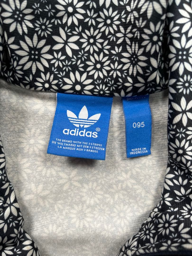 少数限定　オリジナルadidas ファイヤーバード トラックジャケット フラワー