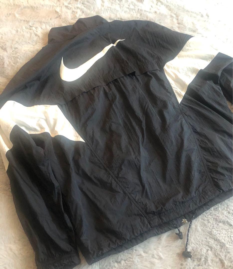 ナイキ　Nike ウィメンズ　ジャケット　s