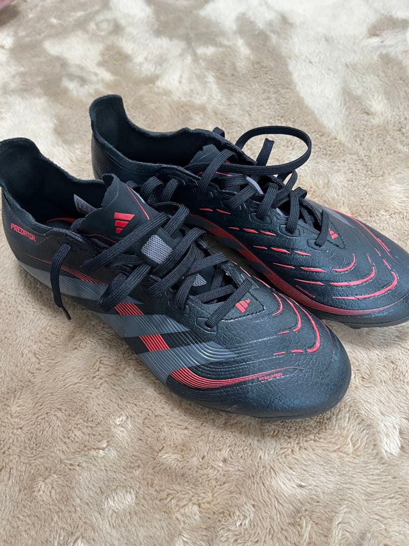 adidas プレデター サッカーシューズ スパイク 黒/赤