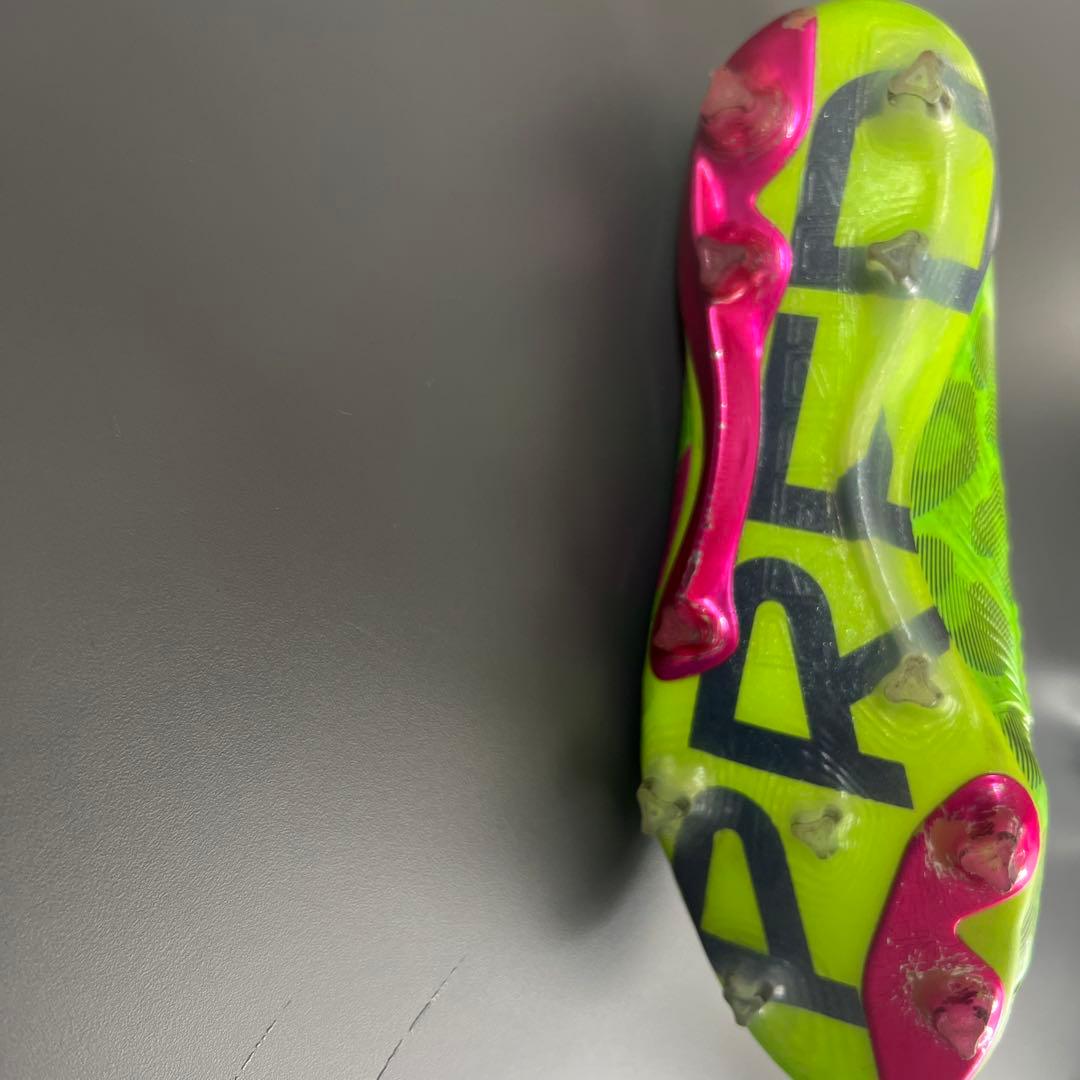 adidas Predator サッカーシューズ スパイク グリーン/ピンク