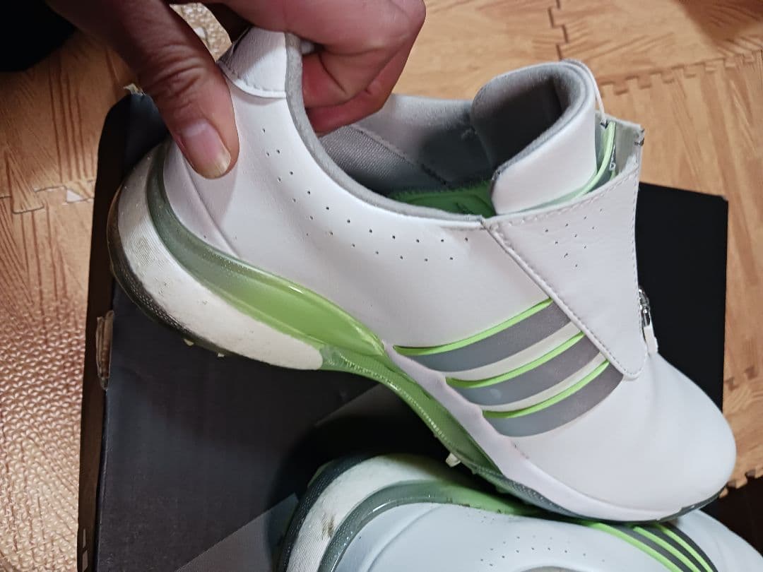 adidas BOOST ゴルフシューズ ホワイト/グリーン
