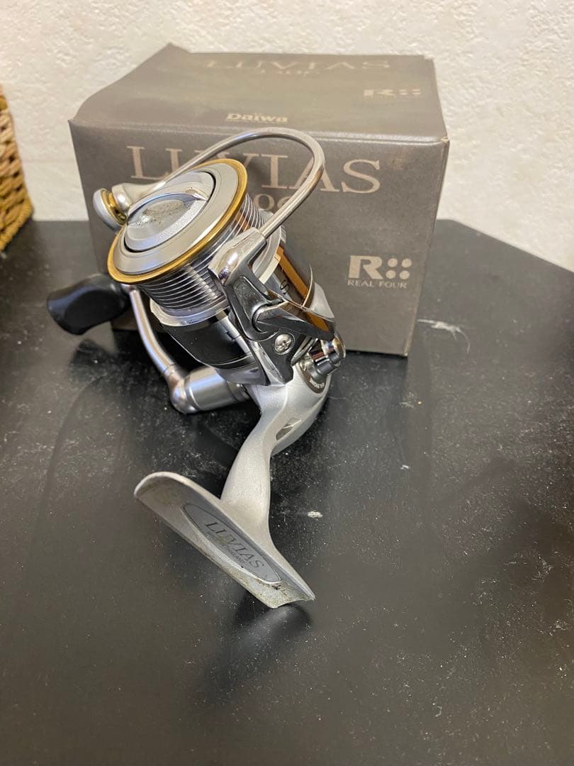 Daiwa Luvias 07スピニングリール シルバー