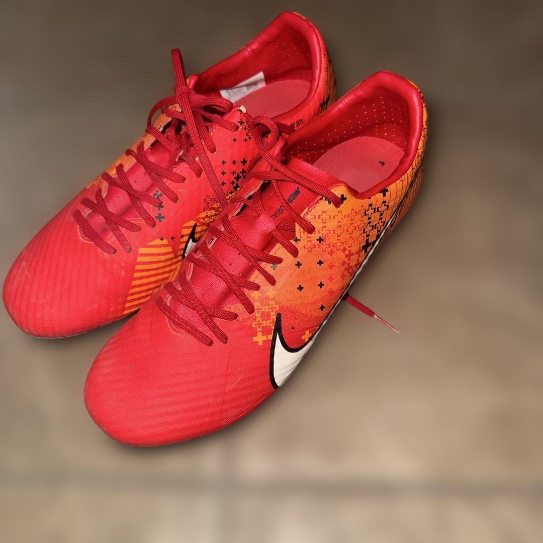 Nike サッカーシューズ スパイク レッド/オレンジ
