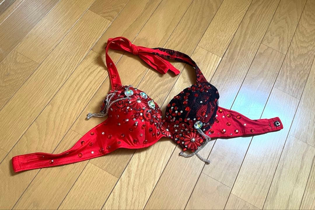 ベリーダンス衣装ドラムソロ、ショート丈（リメイク品）4点セット S〜Mサイズ