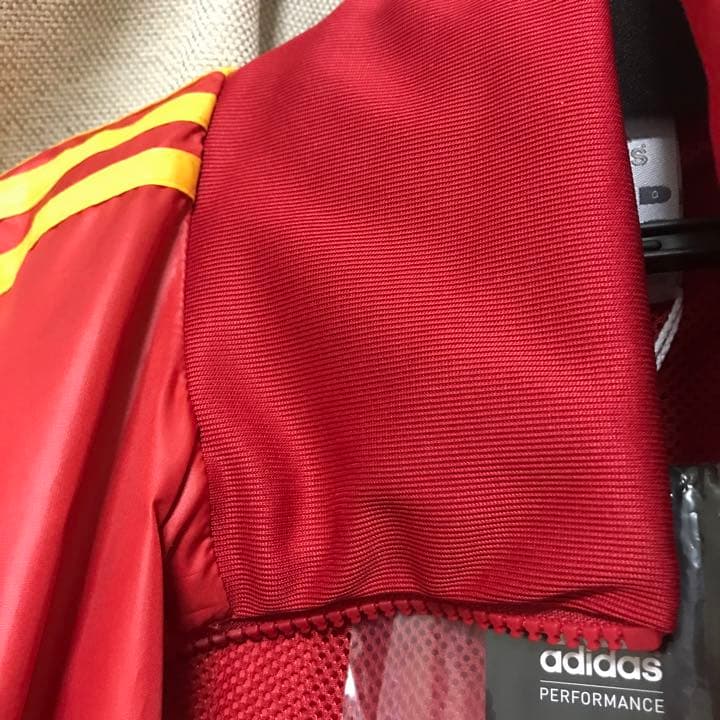 アディダス(adidas) スペイン代表 アンセムジャケット